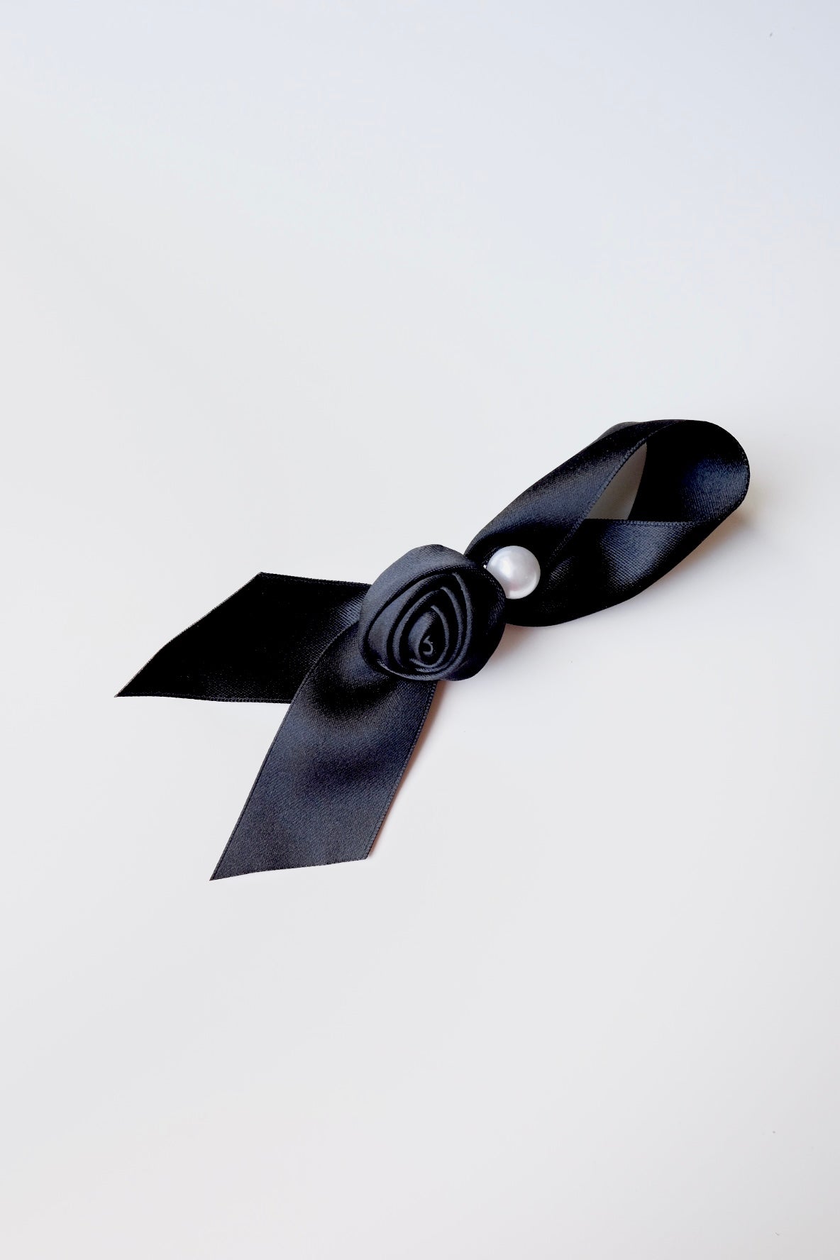 Nocturne Bow Hair Clip