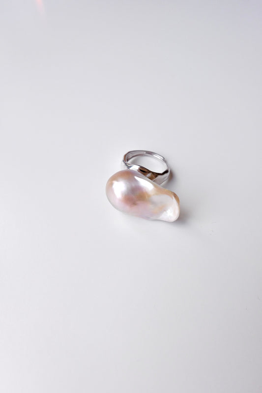 Liquid Pearl Ring