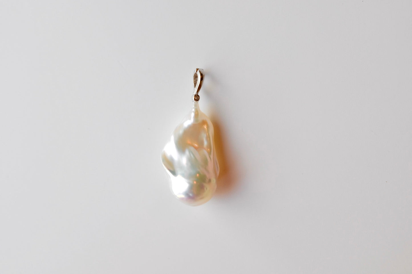 Muse Pendant Set
