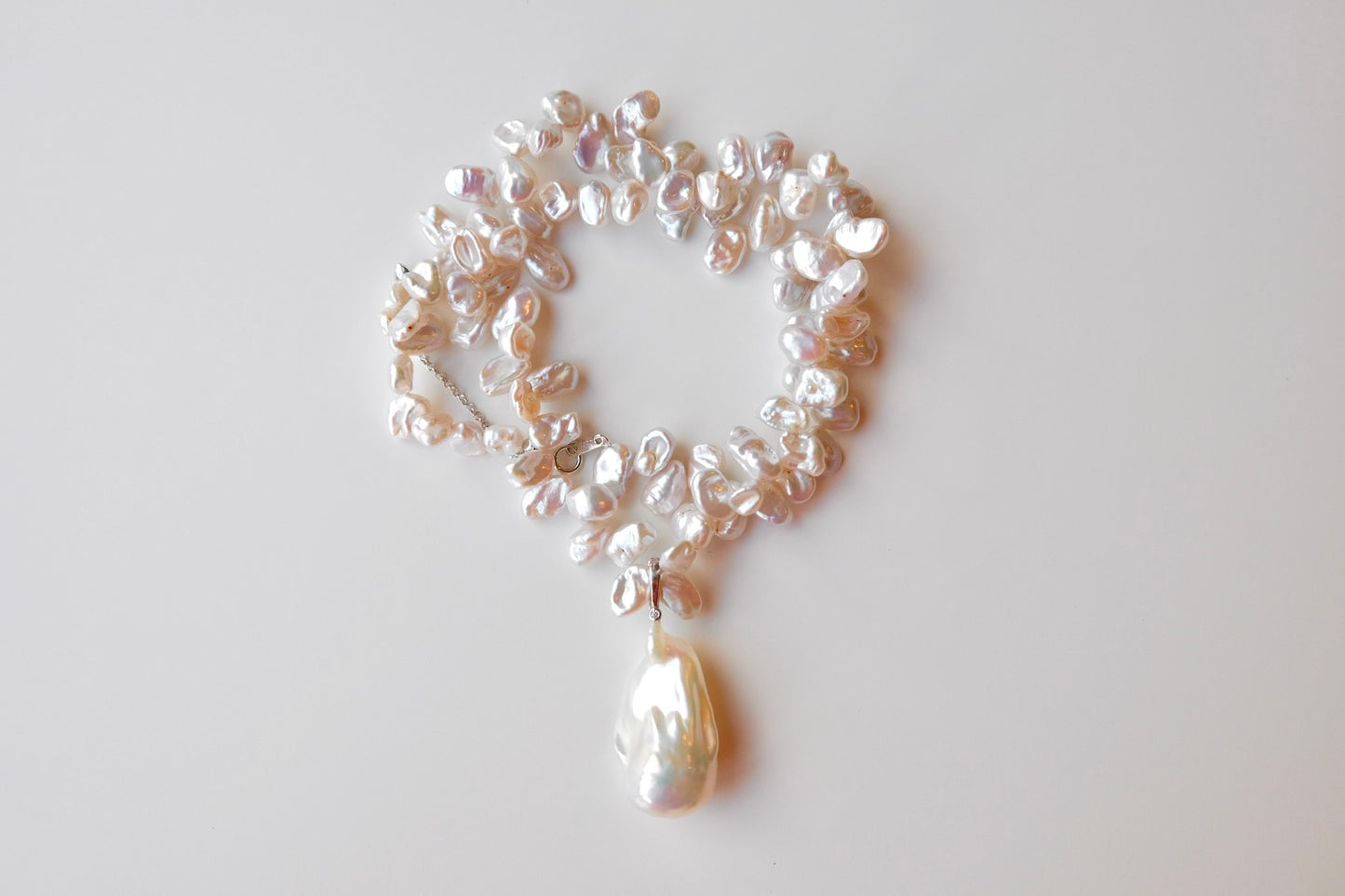 Muse Pendant Set
